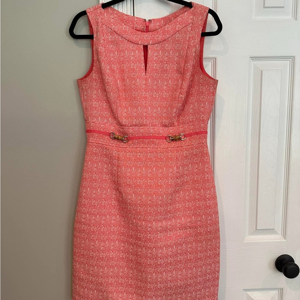 Elegant Pink Sleeveless Dress